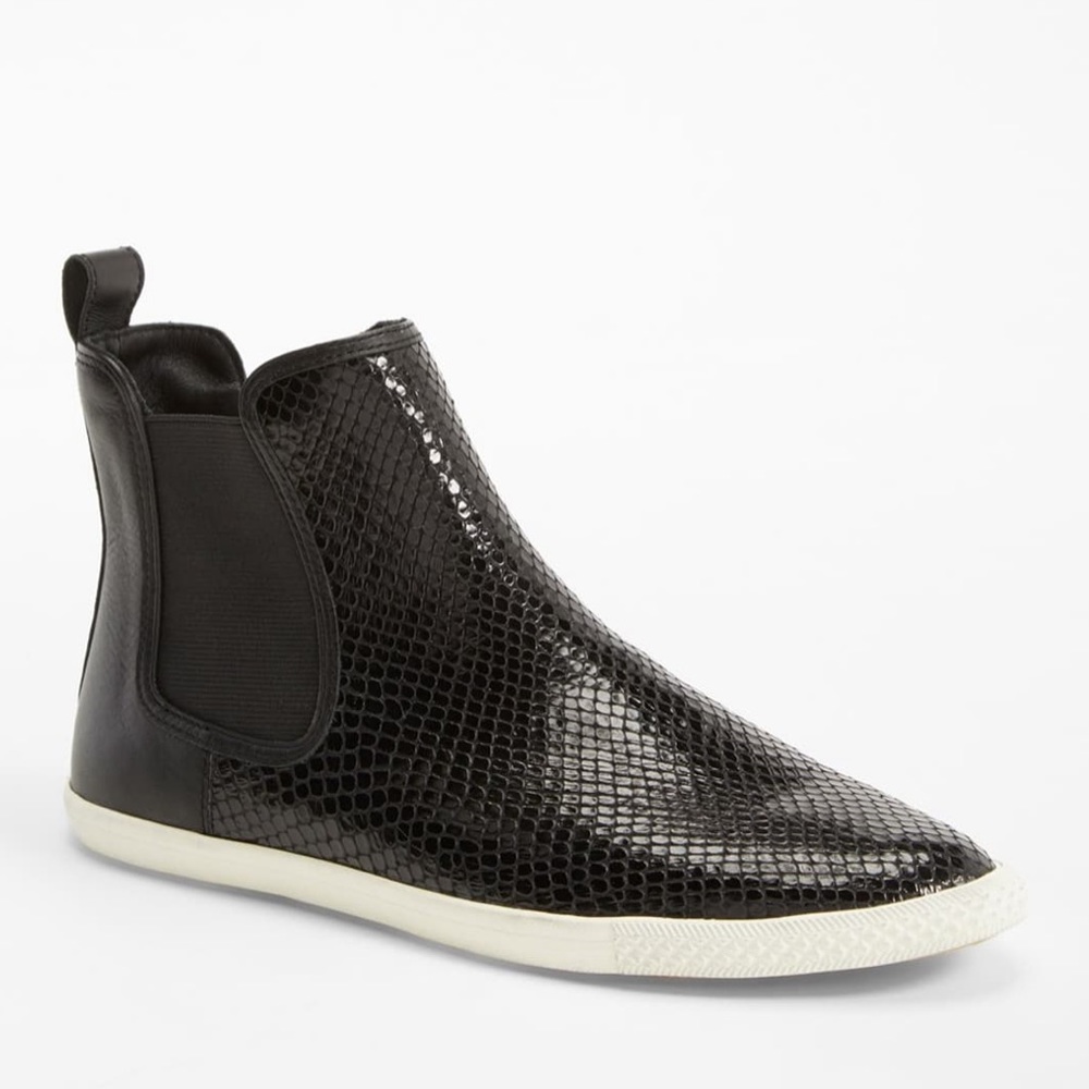 NWB Marc Jacobs Gracie Chelsea Boots $238 retail